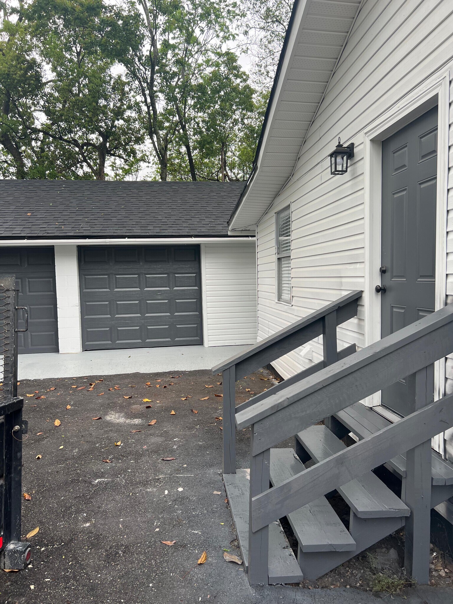 Building Photo - 4833 College St