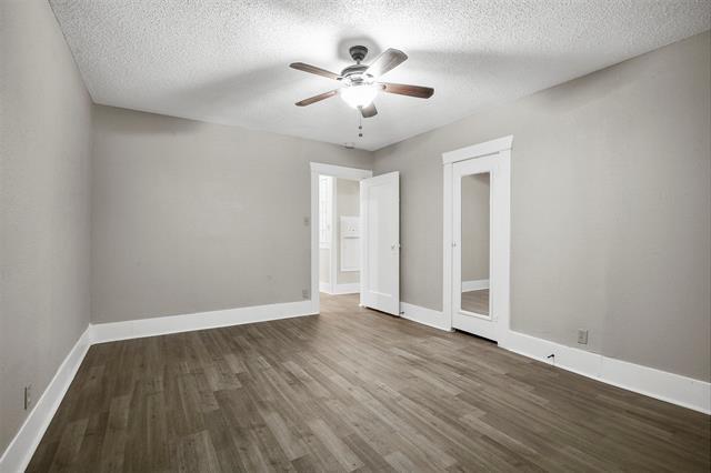 Building Photo - 509 E Heron