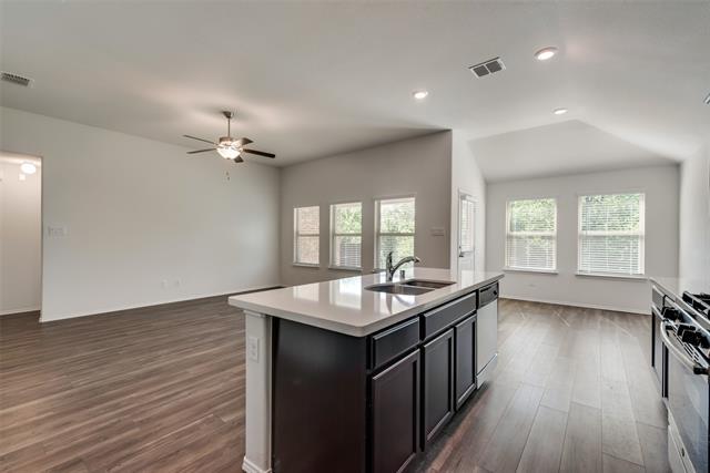 Building Photo - 1540 Acmite Ave