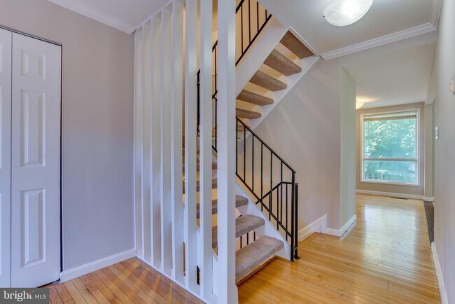 Building Photo - 4405 Elan Ct