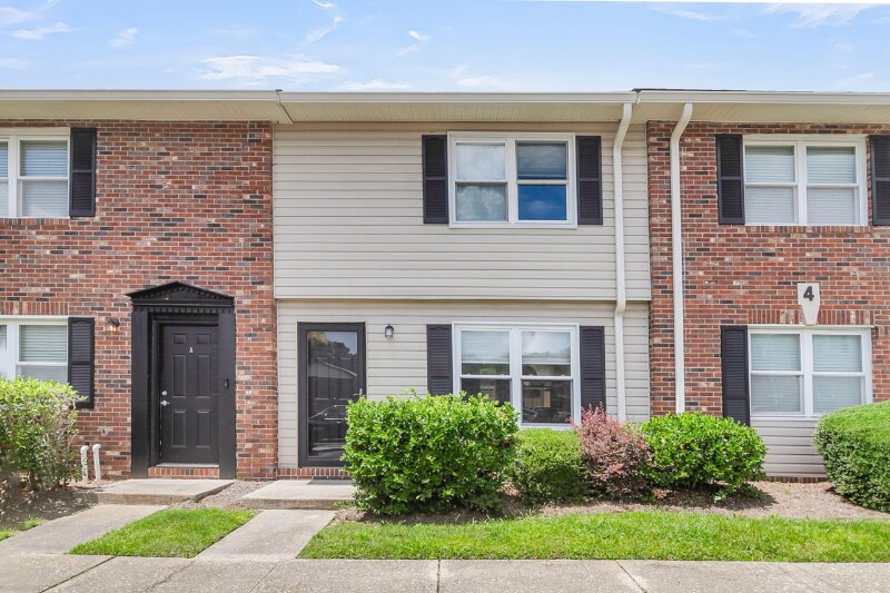 Building Photo - 775 Parkdale Dr
