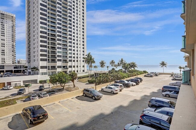 Building Photo - 2501 S Ocean Dr