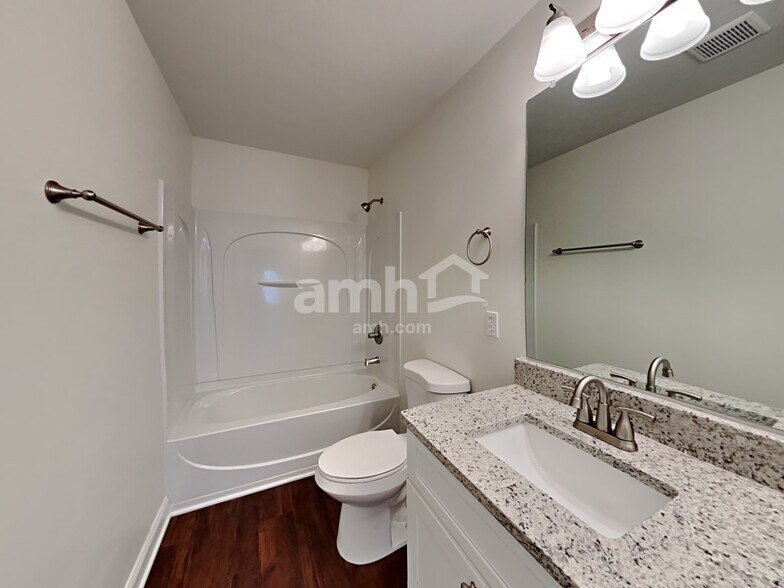 Building Photo - 15541 Normans Landing Dr