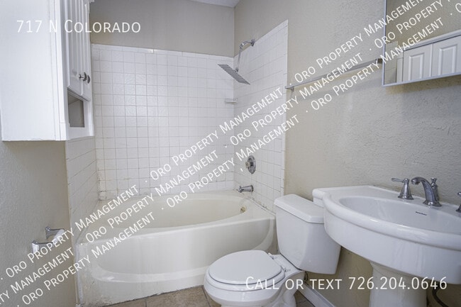 Building Photo - 717 N Colorado St