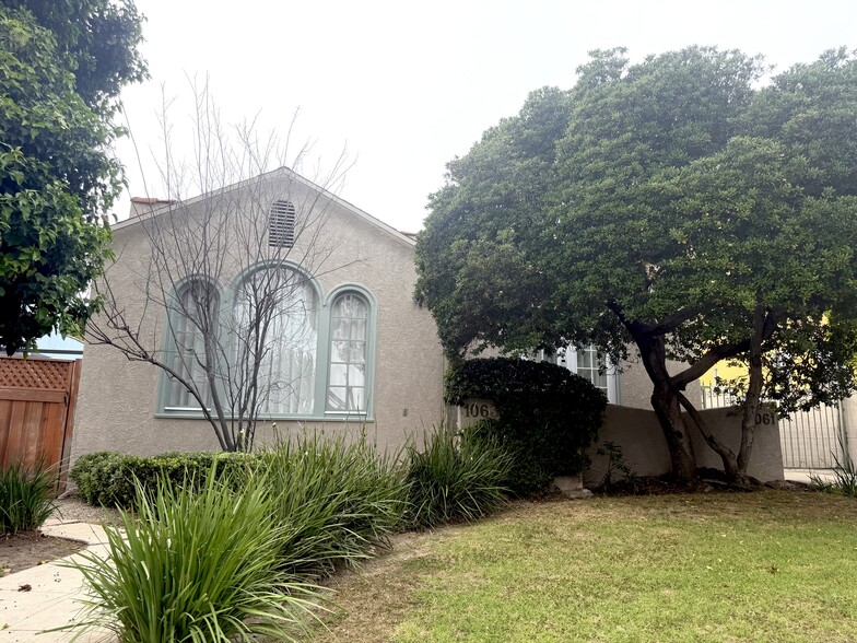 Building Photo - 1063 S Citrus Ave