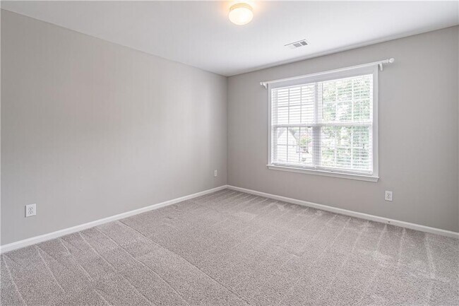 Building Photo - 230 Albrighton Ct