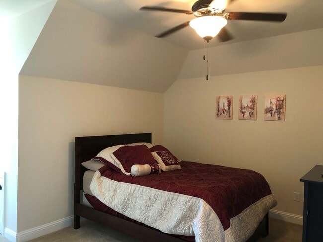 Building Photo - Energy Smart Home!