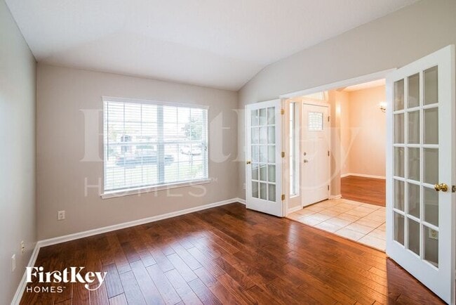 Building Photo - 528 Millhouse Ln