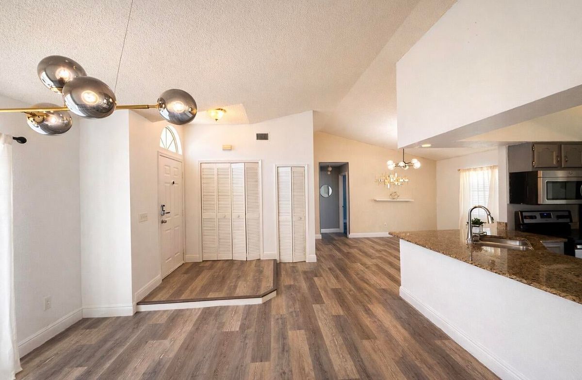 Building Photo - 2230 SE Dill Ln