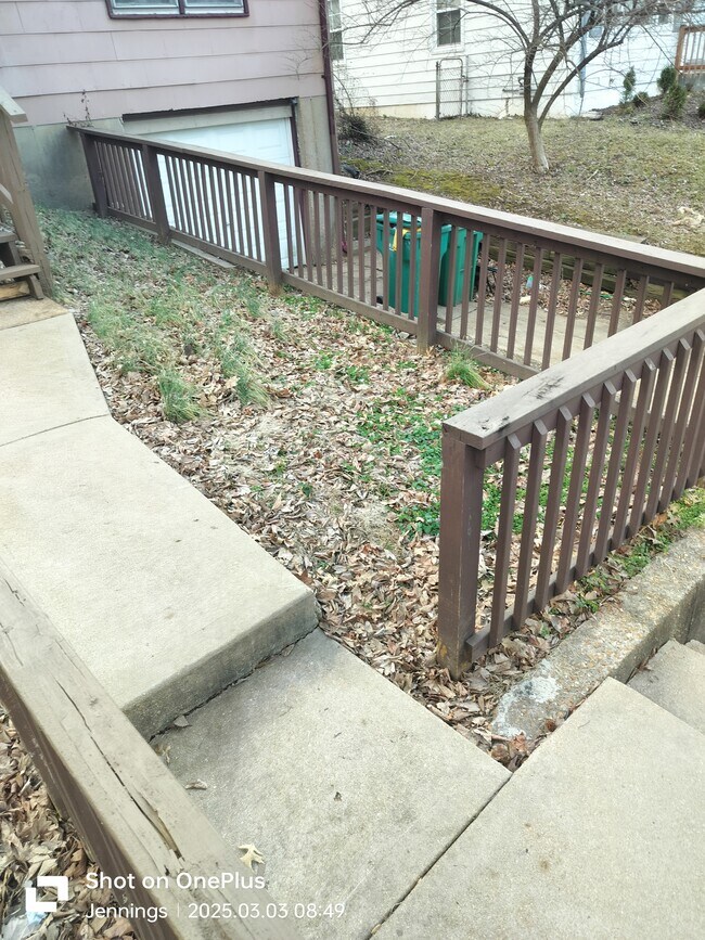 Building Photo - 5640 Sapphire Ave