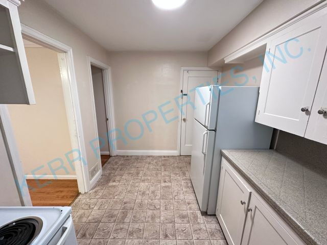 Building Photo - 4920 NE 35th Ave