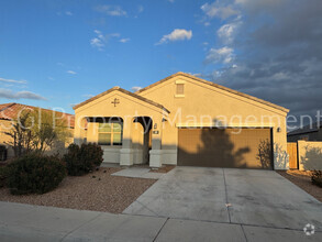 Building Photo - Gorgeous Casa Grande home ready for move in