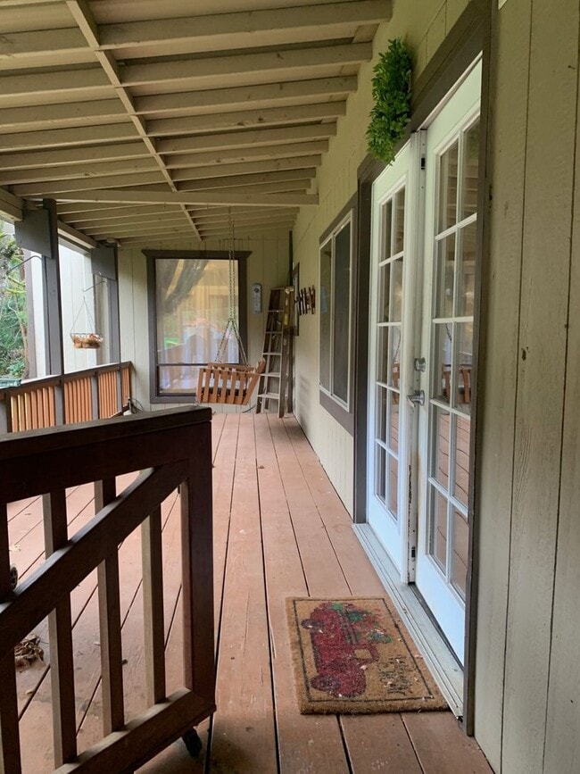 Building Photo - $2,000 - Three Bedrooms, One Full Bath Ren...
