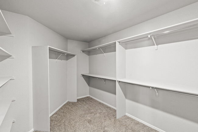 Building Photo - 12352 Stansbury Dr