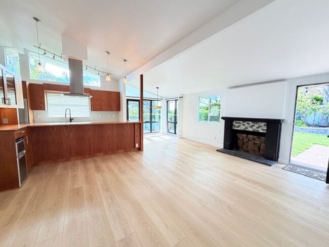 Building Photo - Wonderful 3/2 home on the Mesa