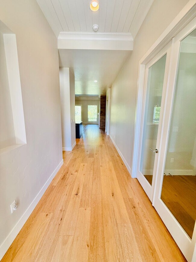 Building Photo - Modern Farmhouse in Cartwright Ranch