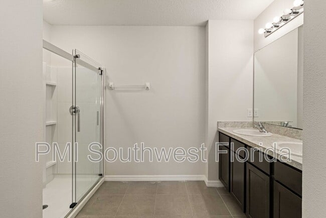 Building Photo - 5940 Silver Sage Wy