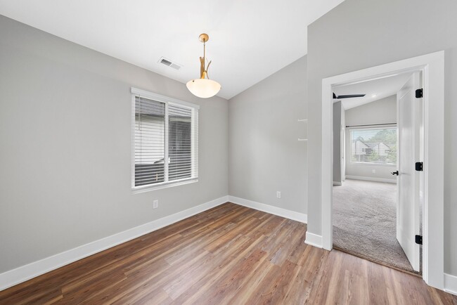 Building Photo - 2200-102 Millbank Village CT