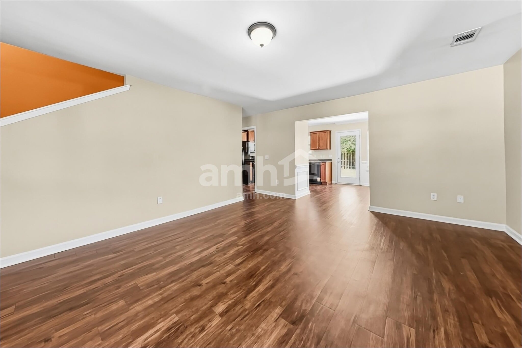 Building Photo - 1523 Bradley Blvd