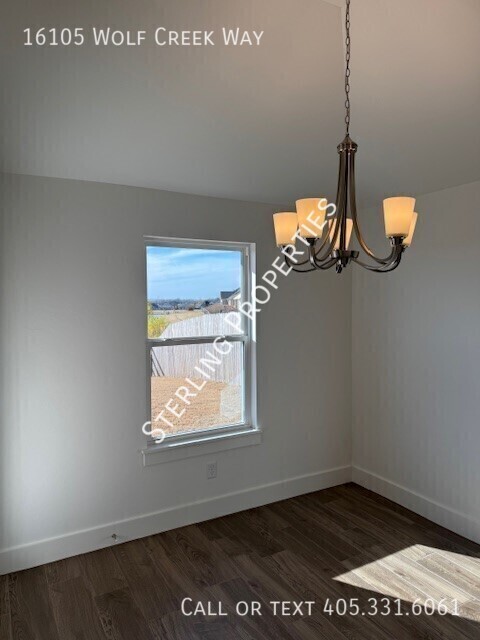 Building Photo - 16105 Wolf Crk Wy