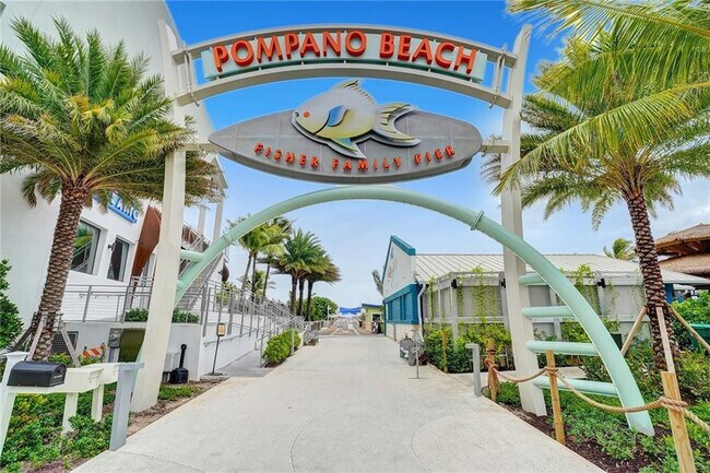 Building Photo - 1012 N Ocean Blvd