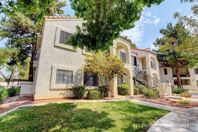 Building Photo - 4700 Nara Vista Way