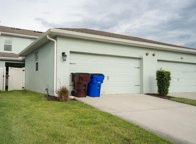 Building Photo - 1578 Softshell St