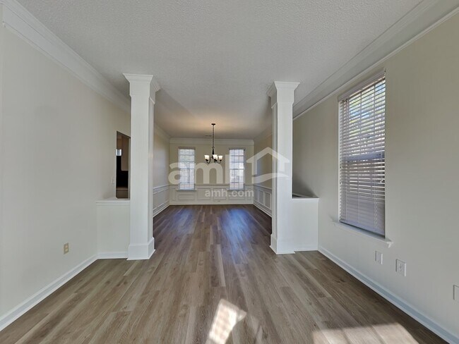 Building Photo - 104 Edenberry Way