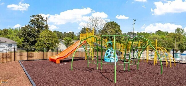 Building Photo - 17 Red Crabapple Ct