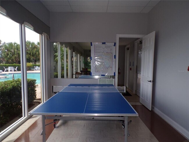 Building Photo - 6200 Falcon Lair Dr