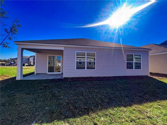 Building Photo - 511 Coconut Dr