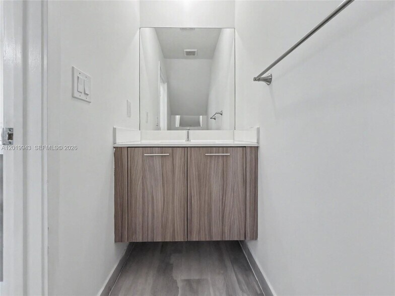 Building Photo - 4527 NW 83rd Path