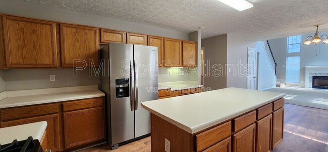 Building Photo - 2330 Burdett Ridge Dr