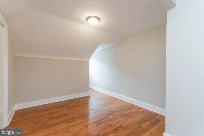 Building Photo - 169 S Harrison St