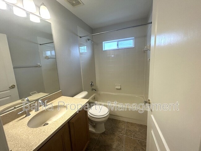 Building Photo - 1309 Horsemint Ln