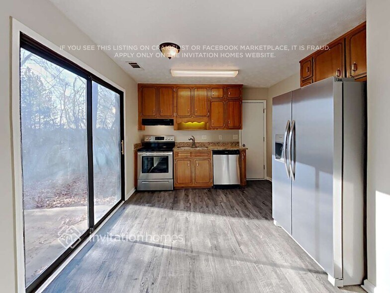 Building Photo - 936 Bass Ct N W