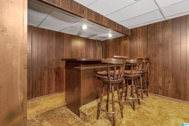 Building Photo - 1524 Highland Dr