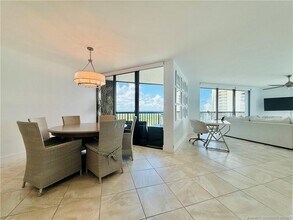 Building Photo - 8800 S Ocean Dr