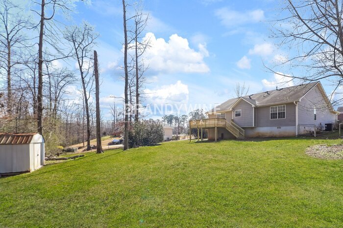 Building Photo - 415 Cold Springs Ln