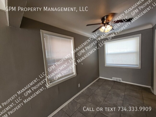 Building Photo - 8670 Schaefer Hwy