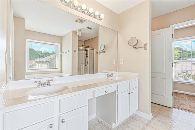 Building Photo - 1807 Preserve Creek Way