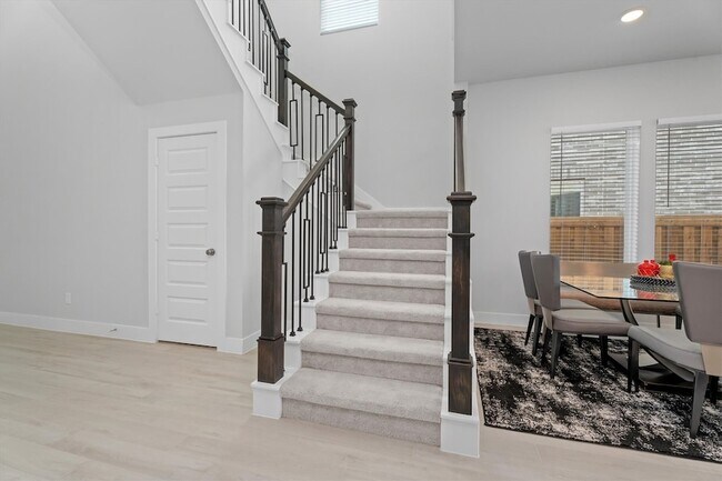 Building Photo - 28182 White Mdw Ln