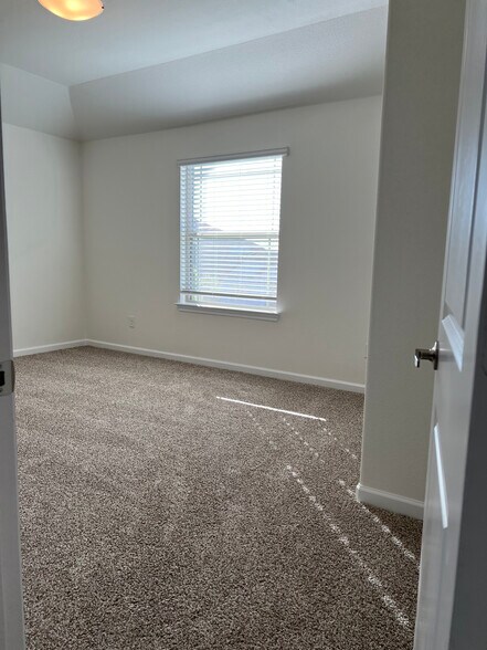 Building Photo - 1243 Mill Pl