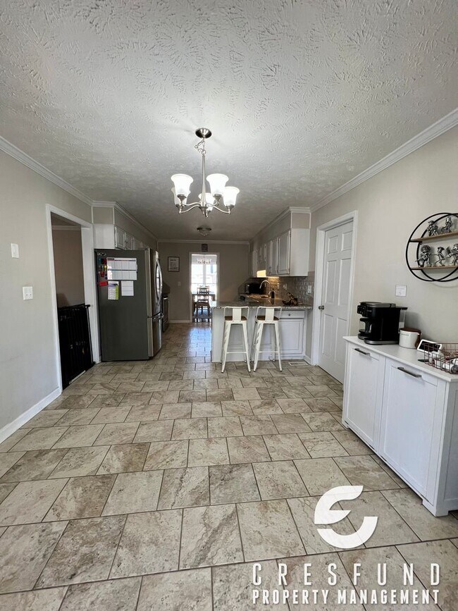 Building Photo - Bright, Easy-Living Home You’ll Love - READY FOR YOUR MOVE IN TODAY!