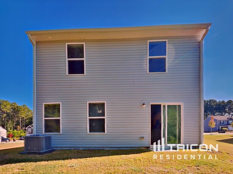 Building Photo - 91 Ivy Bank Dr