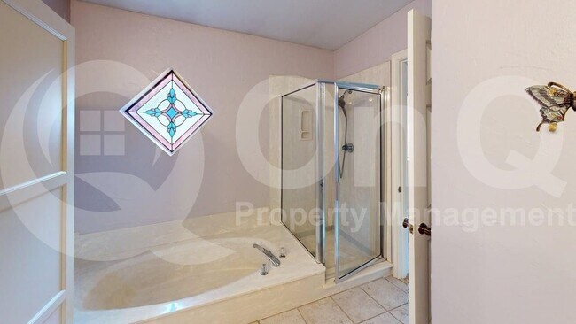 Building Photo - 4211 Spurwood Dr