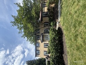 Building Photo - 903 Penn Valley Rd