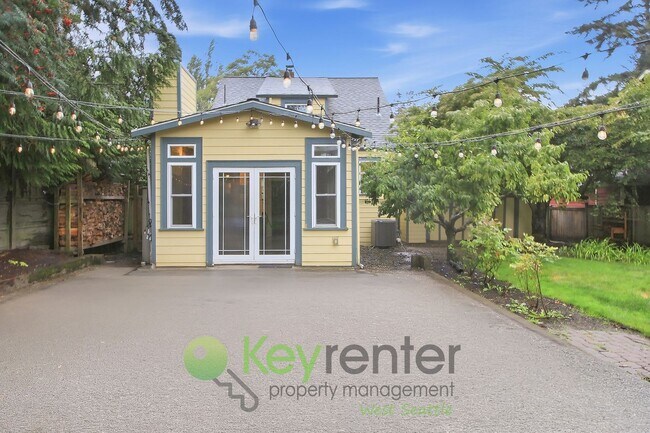 Building Photo - 9844 42nd Ave SW