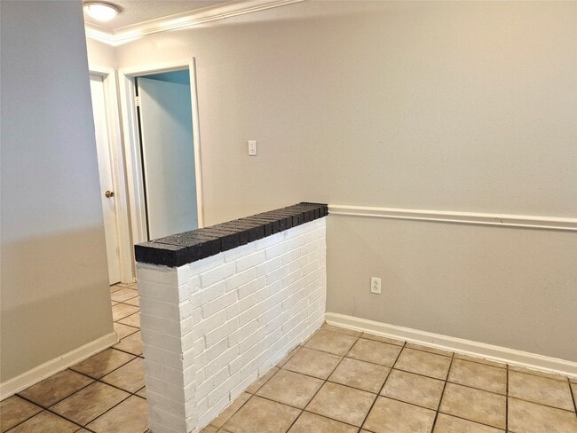 Building Photo - 13211 Whitchurch Way