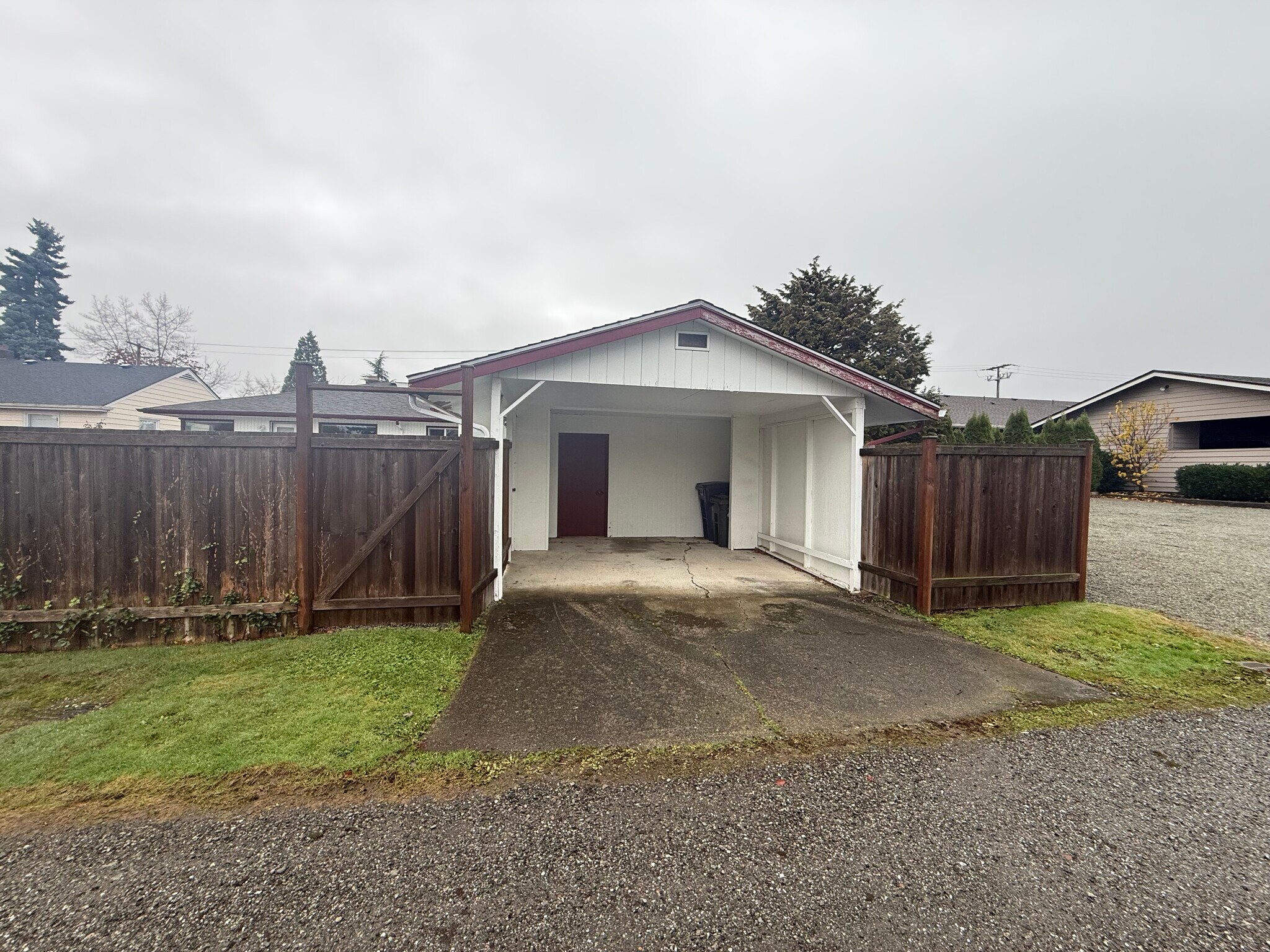 Building Photo - 1514 E Broadway